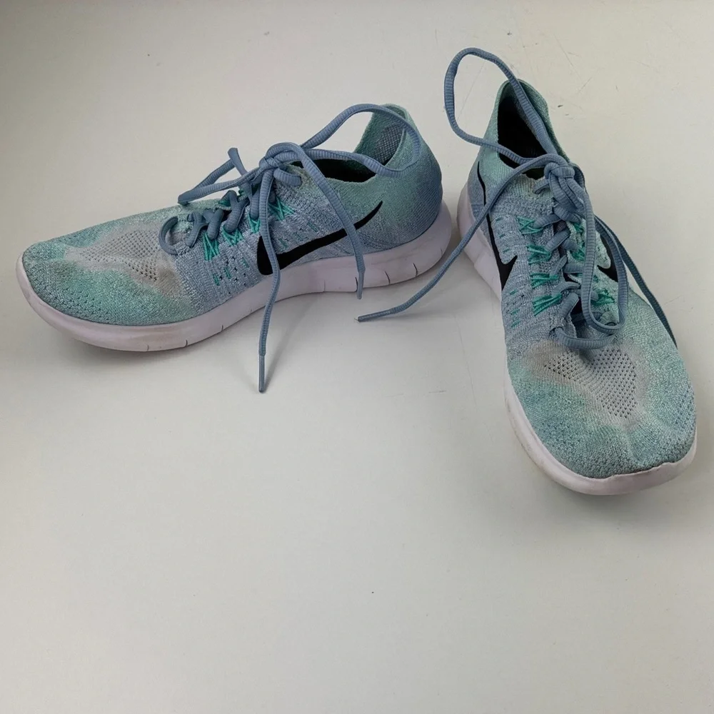 Nike Women's Aqua and Black Athletic Shoes - Picture 3 of 10